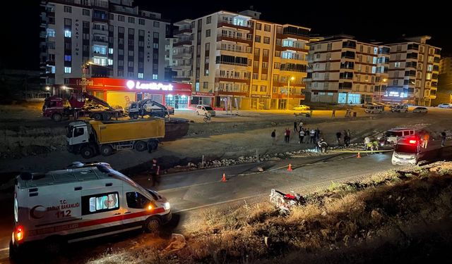 Adıyaman'da hafif ticari araçla çarpışan sepetli motosikletin sürücüsü öldü