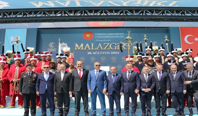 Malazgirt Zaferi'nin 953. Yılında Büyük Coşku