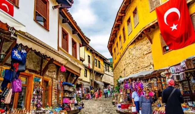 Bursa, turistlerin ilgi odağı olmaya devam ediyor