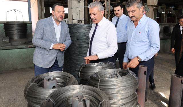 Vali Akkoyun Mardin OSB Yönetim Kurulu üyeleriyle toplantı yaptı