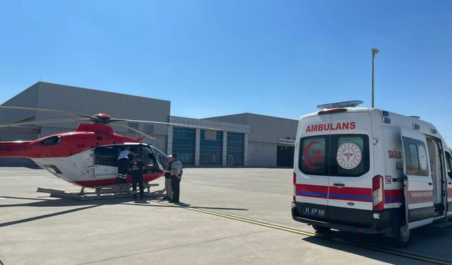 Şanlıurfa'da ambulans helikopter 3 günlük bebek için havalandı