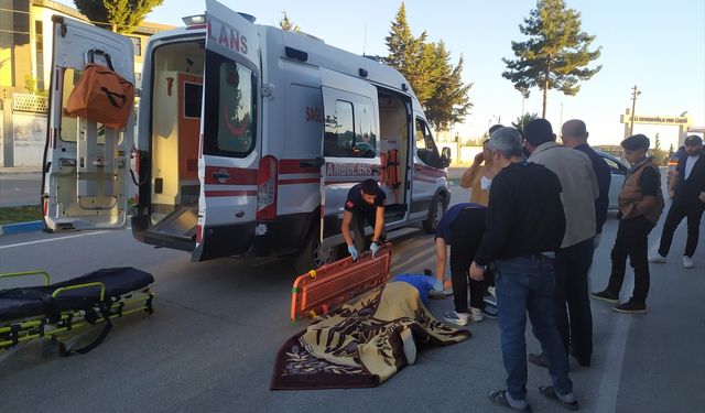 Adıyaman'da otomobilin çarptığı yaya yaralandı