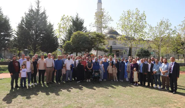 Başkan Hürriyet, din görevlileriyle Gülümse Kafe’de bir araya geldi