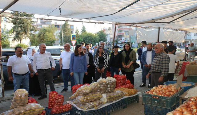 Batman Belediye Eşbaşkanları Vatandaşlarla Bir Araya Geldi