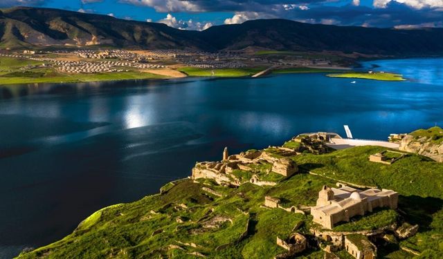 Hasankeyf Kalesi, Işıklarla Canlanıyor