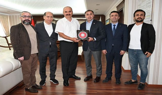 Vali Canalp, Judo Federasyonu Başkanını Kabul Etti