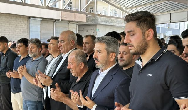 Çalışma ve Sosyal Güvenlik Bakan Yardımcısı Aydın, Adıyaman'da cenaze törenine katıldı