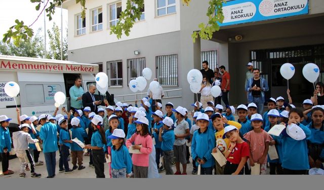 Dicle Elektrik, müşteri memnuniyeti için mobil ekipleriyle sahada çalışıyor