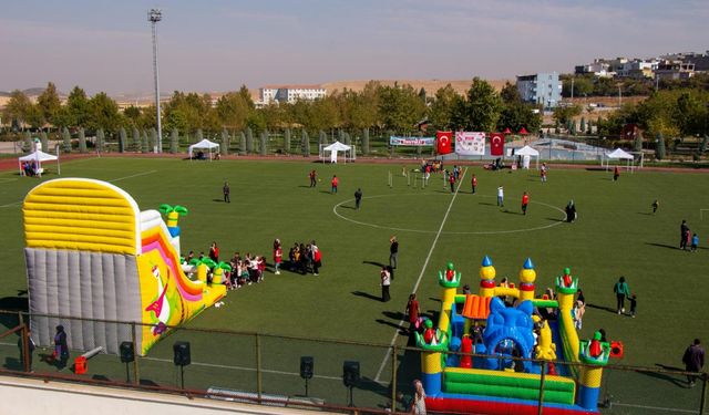 Diyarbakır Çınar'da Cumhuriyet'in 101. yılı kutlamaları çocuk şenliğiyle sona erdi