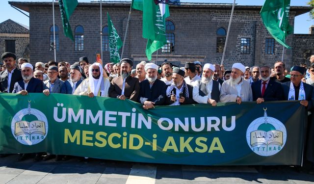 Diyarbakır'da İsrail'in Gazze'ye yönelik saldırıları protesto edildi