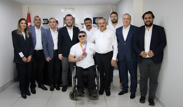 Milli bilek güreşi sporcusu Gökhan Seven, Şanlıurfa'da ağırlandı