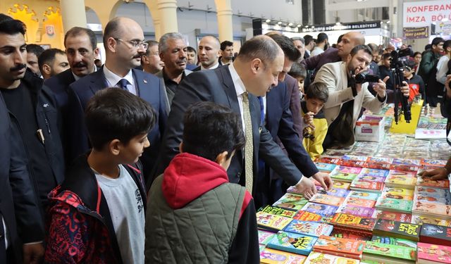 "7. Şanlıurfa Kitap Fuarı" başladı