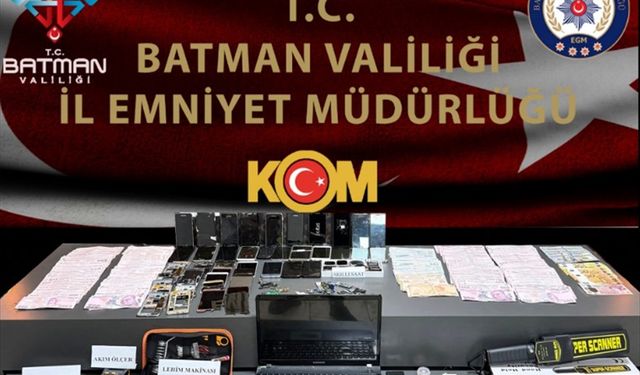 Batman'da Ehliyet Sınavında Kopya Çeken Yakalandı