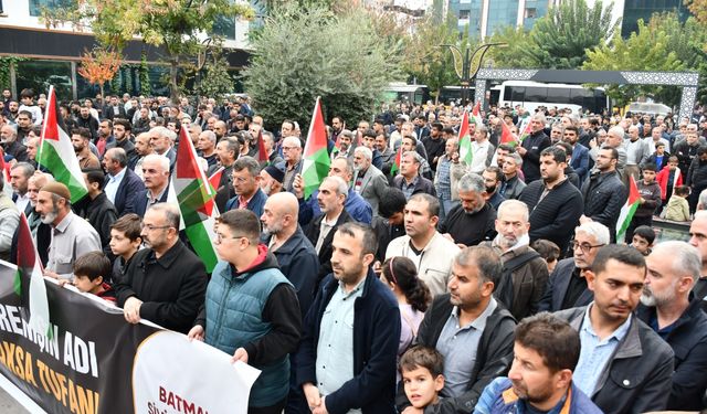 Batman'da İsrail'in Gazze'ye Yönelik Saldırıları Protesto Edildi