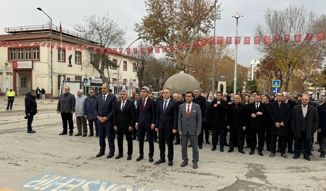 Gaziantep ve çevre illerde Öğretmenler Günü dolayısıyla törenler düzenlendi