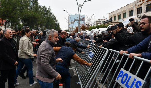 Batman'da Yaşanan Olaylarda 3 Şüpheli Yakalandı