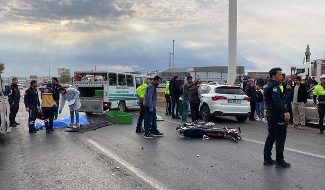 Şanlıurfa'da tırla çarpışan motosikletin sürücüsü öldü