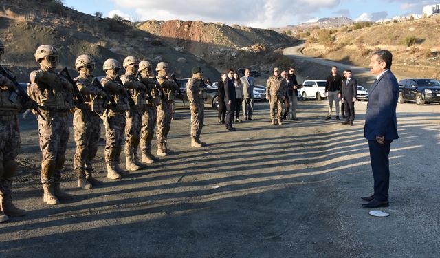 Şırnak'ta Polis Özel Harekat timleri tatbikat yaptı