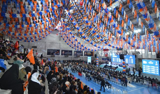 AK Parti Genel Merkez Kadın Kolları Başkanı Keşir, Şırnak Kadın Kolları Kongresi'ne katıldı