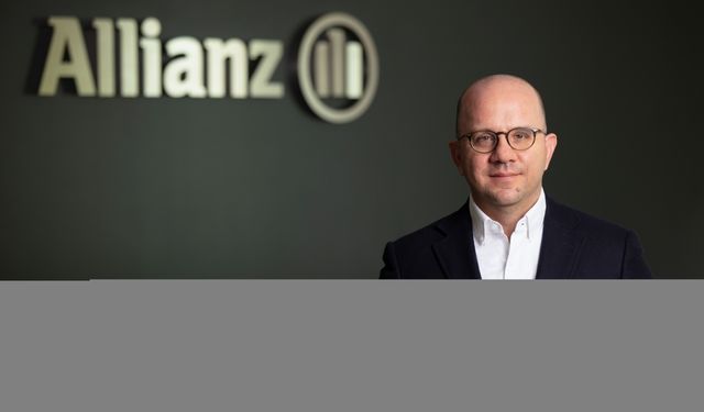 Allianz Türkiye'ye "İş Dünyasının En Beğenilen Şirketleri" araştırmasında en beğenilen sigorta şirketi ödülü