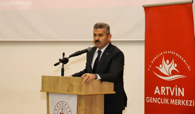 Artvin'de "Gençlik Politikaları Hazırlama ve Bilgilendirme Çalıştayı" düzenlendi