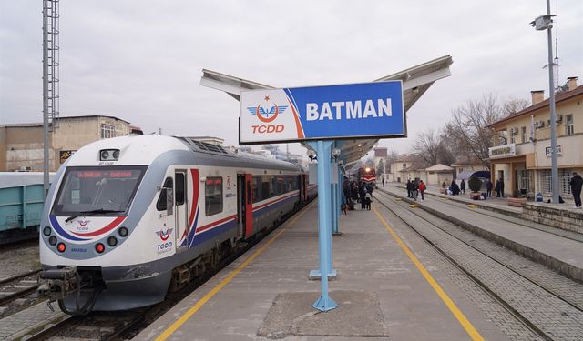 Batman-Diyarbakır Arası Tren Seyahatleri Daha Konforlu Hale Geldi