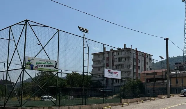 Kocaeli Büyükşehir Karamürsel Ereğli Spor Tesisini yeniliyor