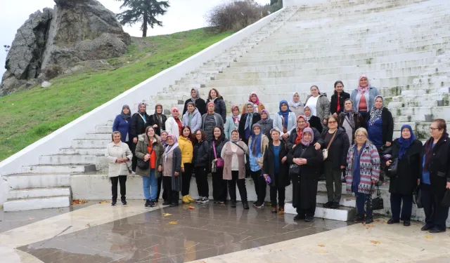 Köprübaşılı kadınlar Manisa'yı adım adım gezdi