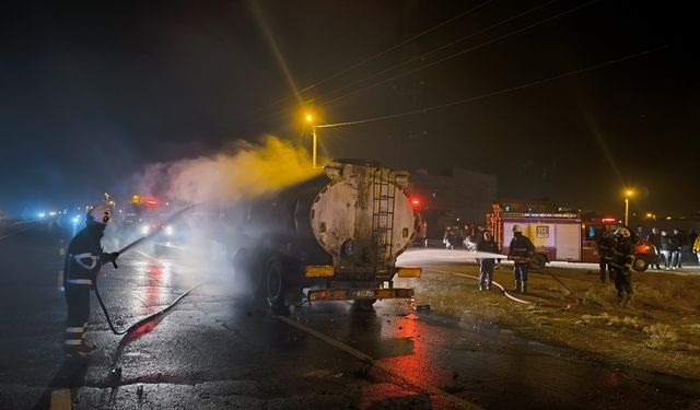 Mardin'de seyir halindeki tankerde çıkan yangın söndürüldü