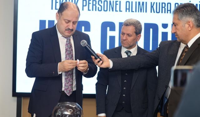 Şanlıurfa Büyükşehir Belediyesi'ne alınan 16 kişi kura ile belirlendi