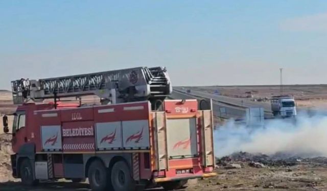 Şırnak'ta Seyir Halindeyken Alev Alan Tırda Hasar Oluştu