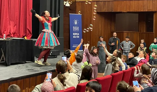 Bursa'da Yarıyıl Şenliği’nde renkli program