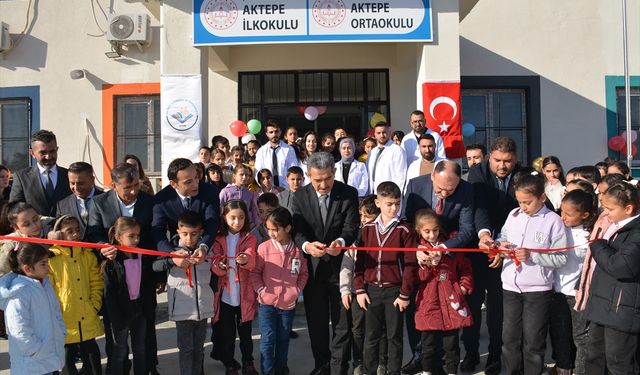 Şırnak'ta yapımı tamamlanan Aktepe İlk ve Ortaokulu'nun açılışı yapıldı