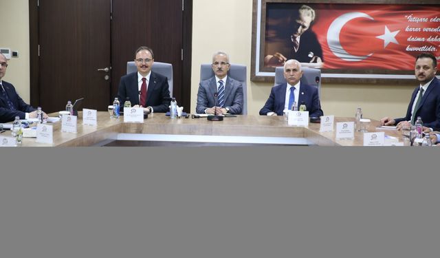 Bakan Uraloğlu Siirt Valiliğini ziyaret etti, İl Koordinasyon Toplantısı'na katıldı