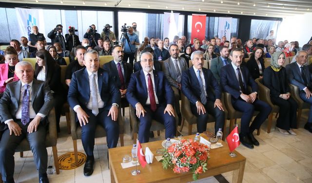 Çalışma ve Sosyal Güvenlik Bakanı Işıkhan, Kilis'te konuştu: