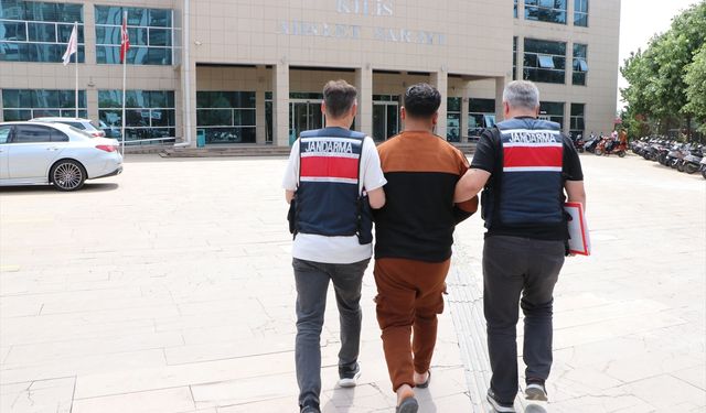 Kilis'te terör örgütü PKK/PYD operasyonunda yakalanan zanlı tutuklandı