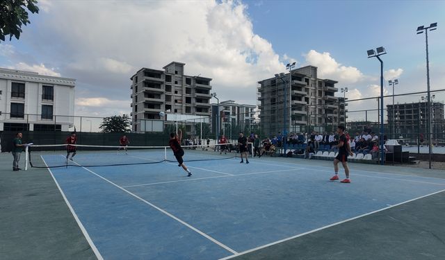 Adıyaman'da öğretmenler ve öğrenciler sahada buluştu