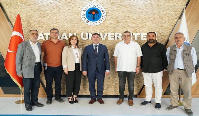Çalışan Gazeteciler Rektör Demir'e 'Hayırlı Olsun' Dedi