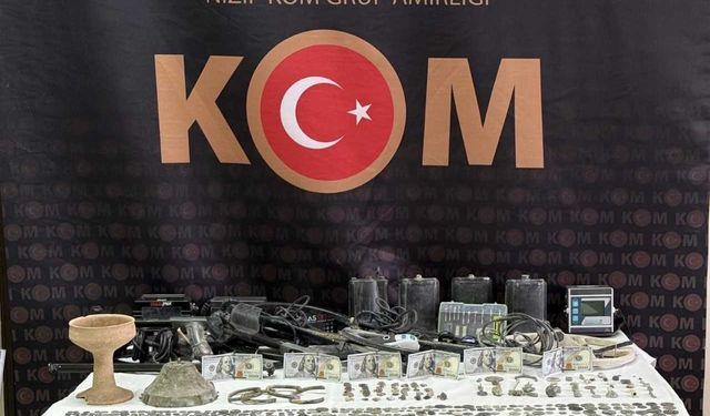 Gaziantep'te tarihi eser niteliğinde 3 bin 127 sikke ve 110 tarihi obje ele geçirildi