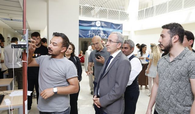 GİBTÜ öğrencileri projelerini sergiledi