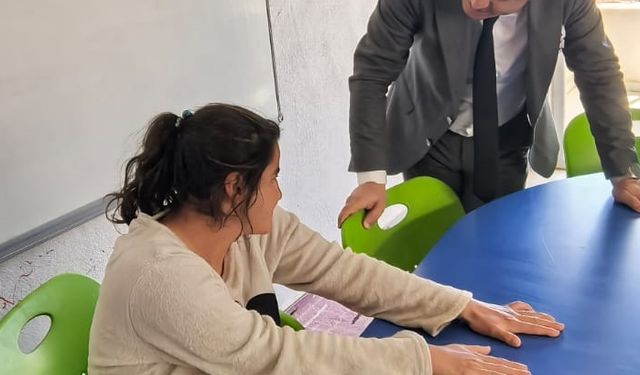 İŞKUR Mardin İl Müdürü Mahmut Batur, engelli bireylerle bir araya geldi