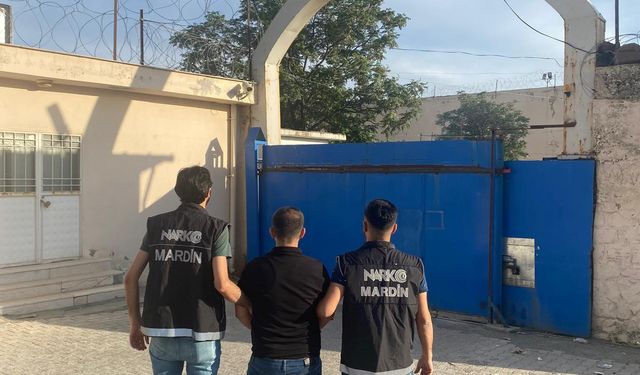 Mardin'de uyuşturucu satıcılarına yönelik operasyonda 2 zanlı tutuklandı