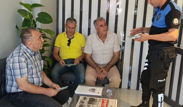 Adıyaman'da polis ekipleri vatandaşları bilgilendirdi
