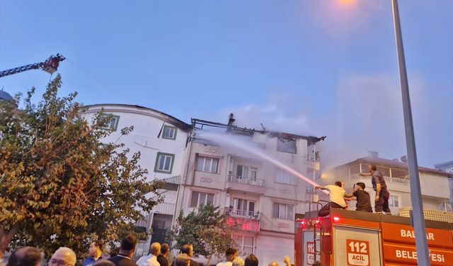 Adıyaman'da yangın çıkan evde hasar oluştu