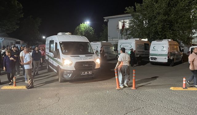 Mimar Barut'un Cenazesi Diyarbakır'da Defnedildi
