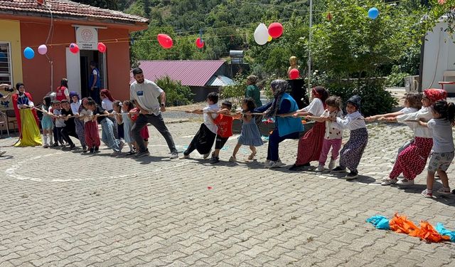 İslahiye'de 'Bazlama Şenliği' renkli görüntülere sahne oldu