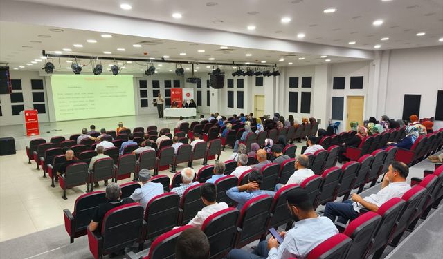 Adıyaman'da koruyucu aile paneli düzenlendi