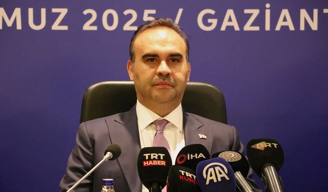 Bakan Kacır, Gaziantep'te sanayicilerle istişare toplantısında konuştu:
