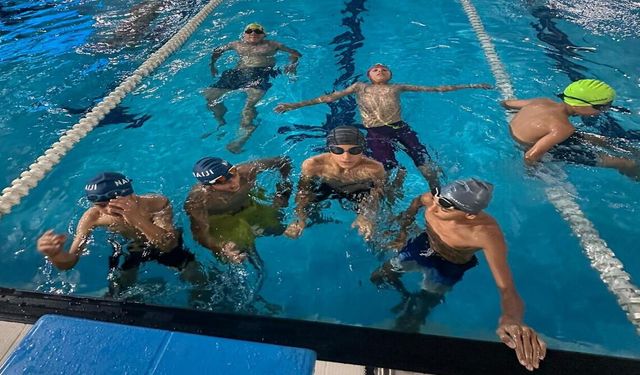 Batmanlı Yüzücüler Şanlıurfa'da Destan Yazdı