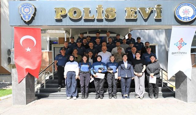 Batman Valisi Canalp'ten Emniyete Başarı Belgesi